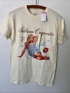 Cream Sabrina Carpenter Graphic Tee -Medium